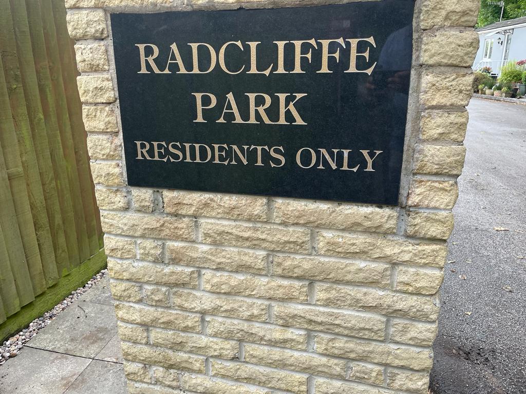 Preloved Park Home on Radcliffe Park Nottinghamshire Sign 2