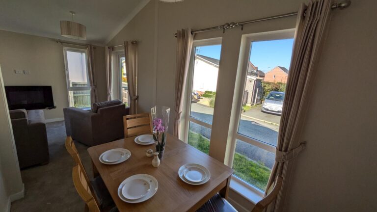 Omar Newmarket on Oakfield Park Dining...