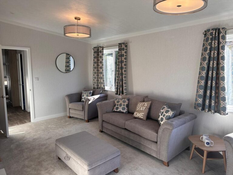 04 Pemberton Kingsdale Living