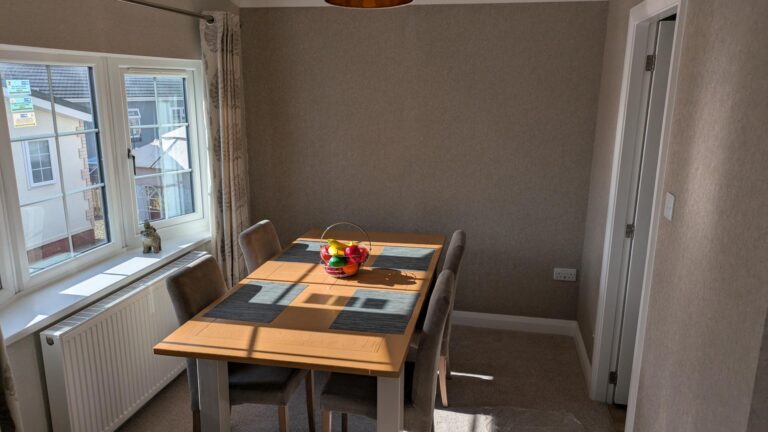 29 Willerby Hazlewood Dining.