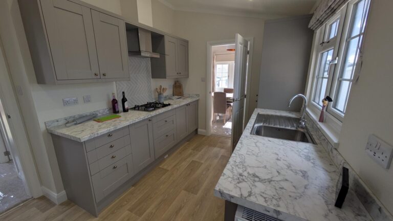 29 Willerby Hazlewood Kitchen.