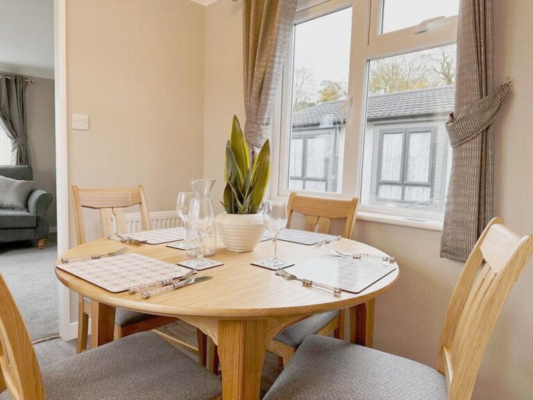 New Omar Regency on Radcliffe Park Living Dining