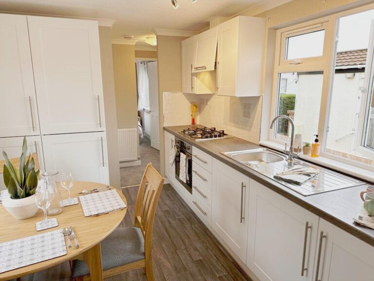 New Omar Regency on Radcliffe Park Living Dining-Kitchen