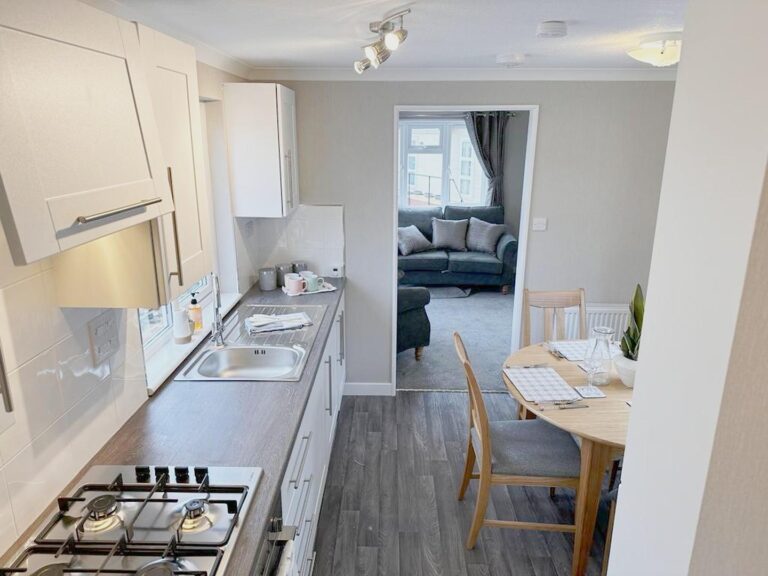 New Omar Regency on Radcliffe Park Living Kitchen