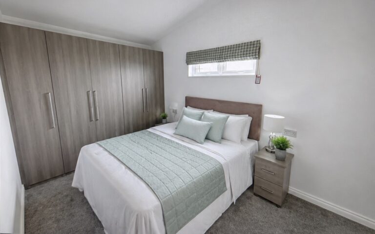 Tingdene Cosgrove in Willow Park Bedroom
