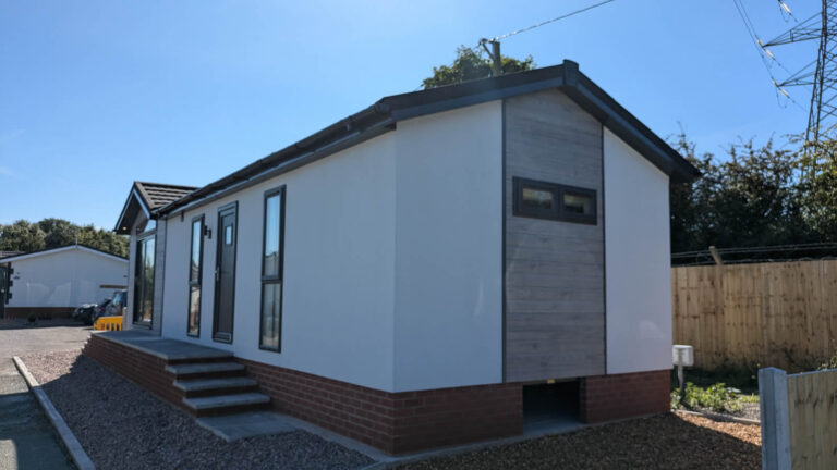 Tingdene Cosgrove in Willow Park Exterior Side View