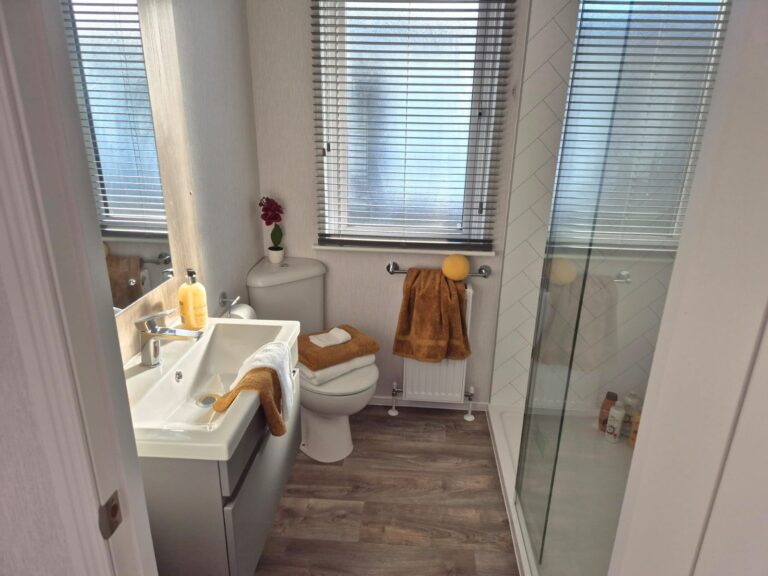 04 Pemberton Kingsdale Bathroom