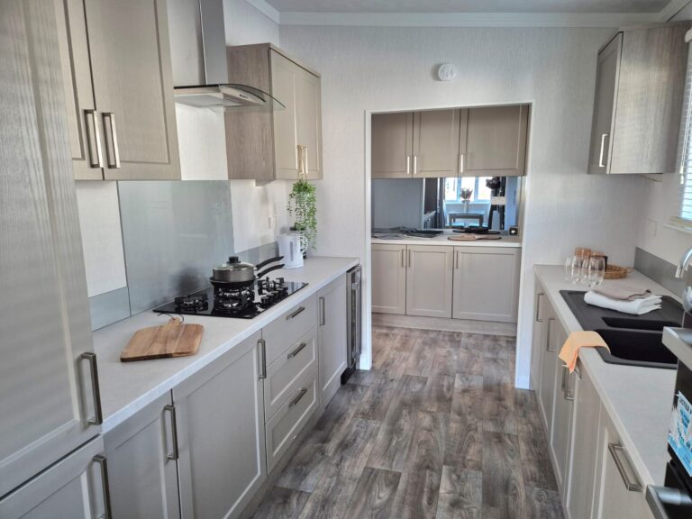 04 Pemberton Kingsdale Kitchen