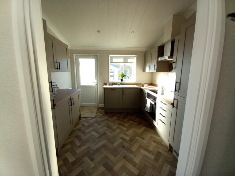 02 Willerby Kingswood Kitchen...