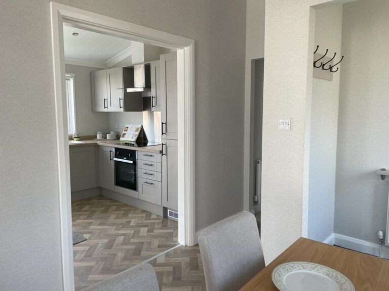 16 Willerby Kingswood Kitchen - Dining