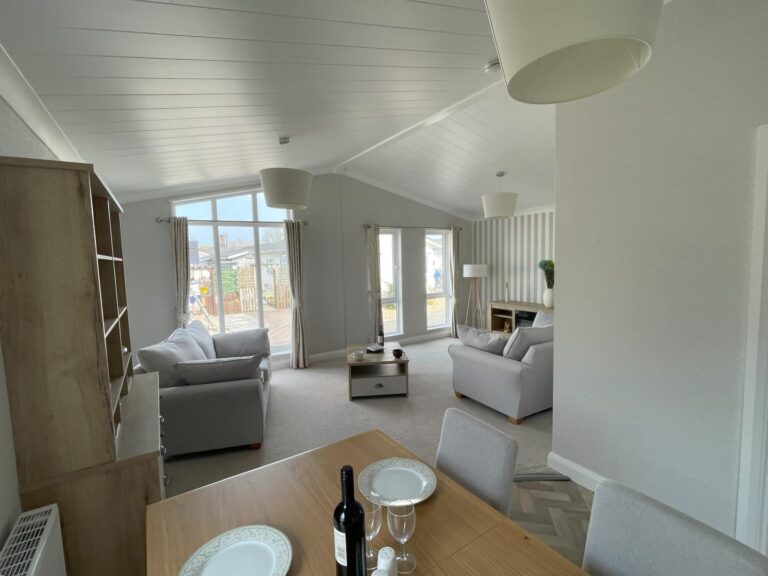 16 Willerby Kingswood Living