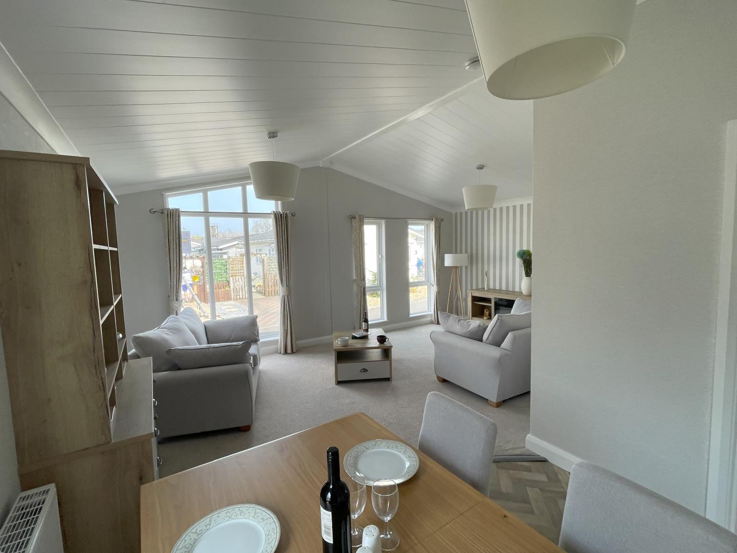 16 Willerby Kingswood Living