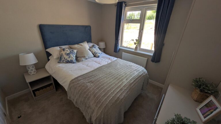 39 ECS Omar WEstbury Bedroom