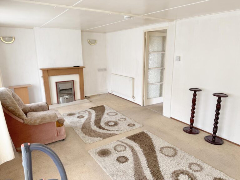New 9 Preloved Bannister Drive Living
