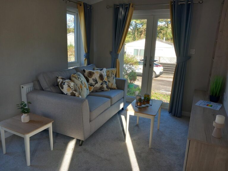 47 Omar Newmarket on The Old Rectory Living