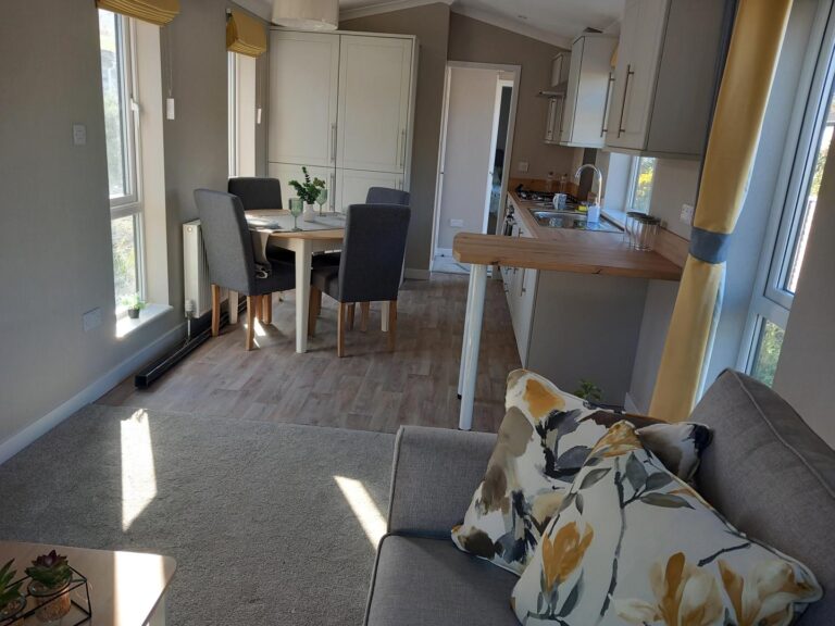 47 Omar Newmarket on The Old Rectory Living.