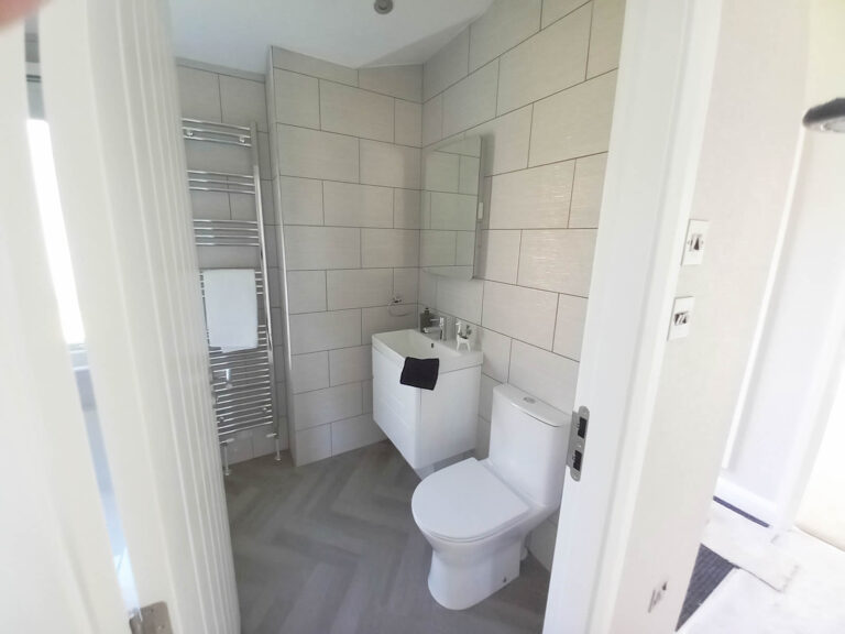 01 Tranquility Park Willerby Delamere Bathroom