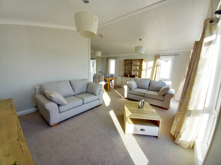 02 Willerby Kingswood Lounge