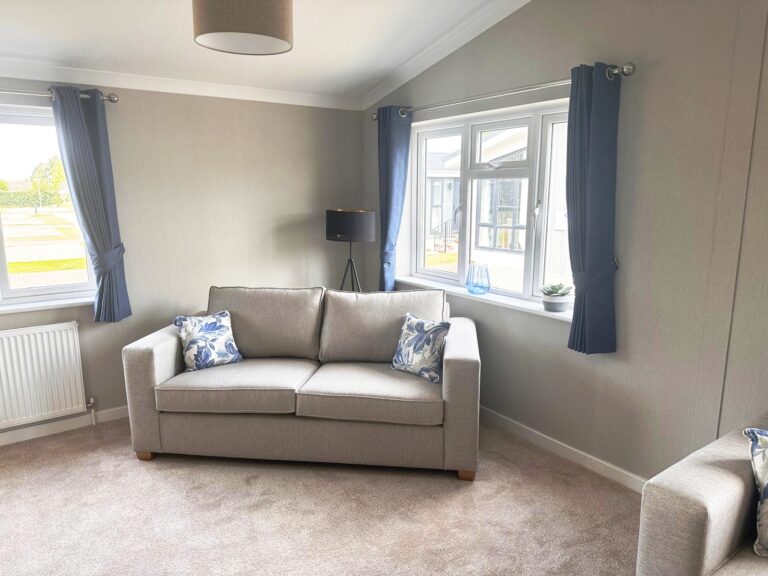New 35 Omar Westbury Living