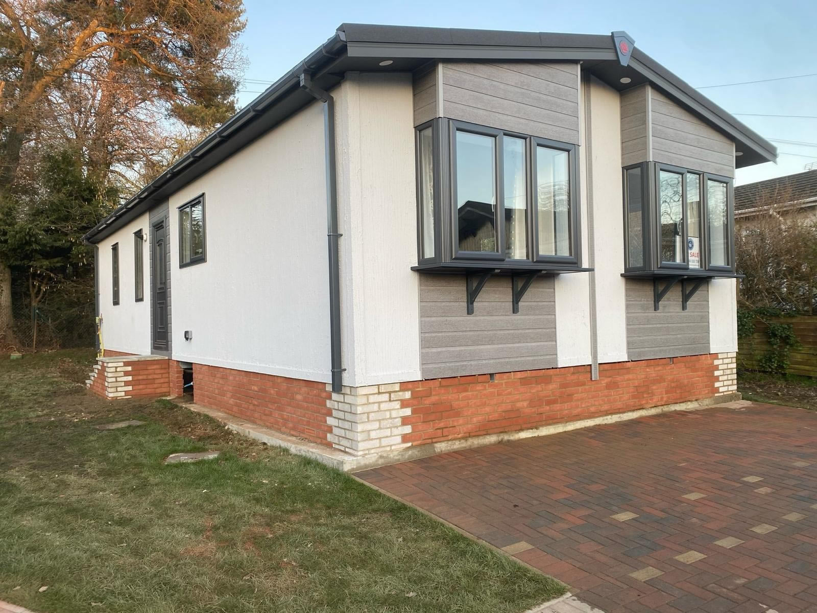 04 Pemberton Kingsdale Exterior Main