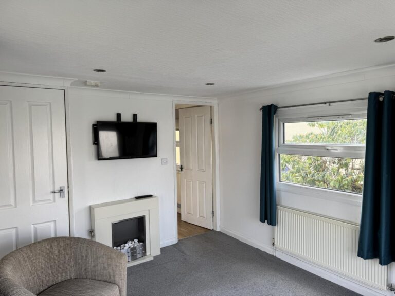 24 Ellis Drive in Oakfield Living..