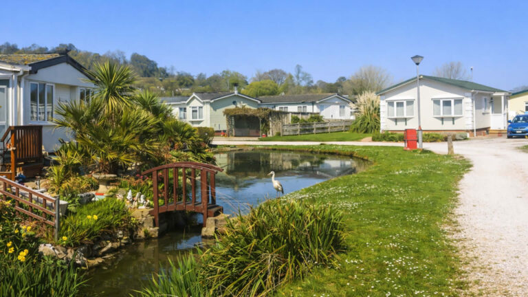 Devon County Blog Banner - Wyldecrest Residential Parks