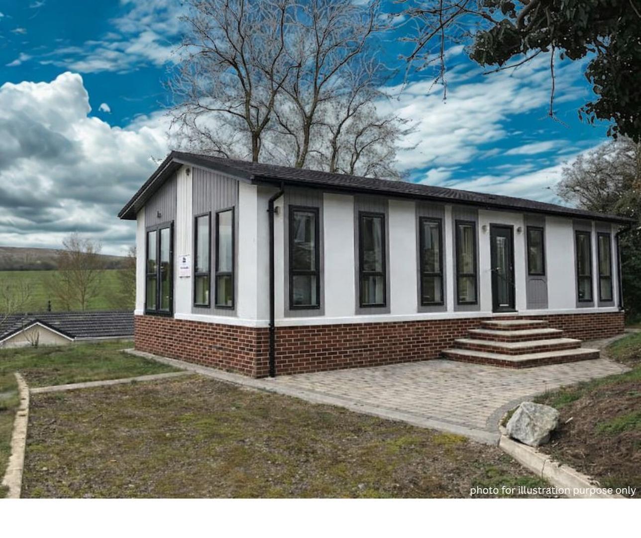 New 80 Blueleighs Park Exterior