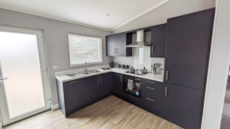 New Jans Modular on Saltmarshe Castle Kitchen
