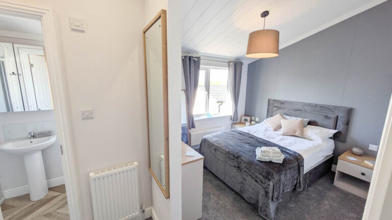 Willerby New Forest on Saltmarshe Park Herefordshire - Bedroom Master