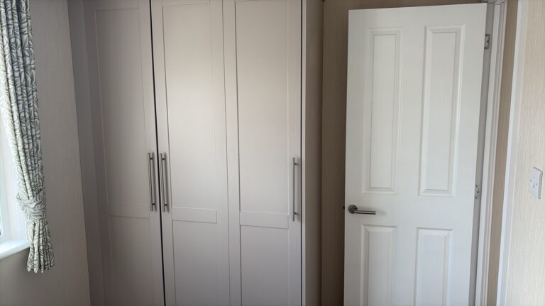 1 bedroom Omar Regency Master