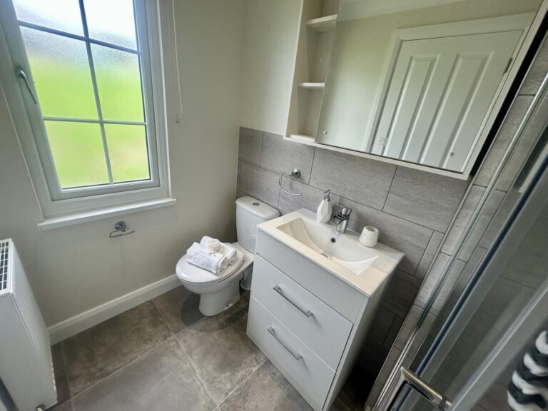 32 Tranquility Park Willerby Hazelwood New Bathroom
