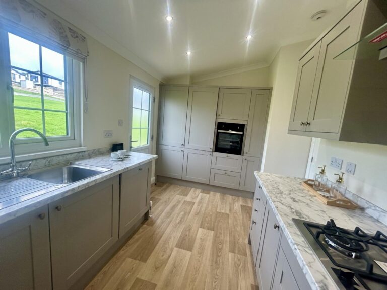 32 Tranquility Park Willerby Hazelwood New Kitchen..
