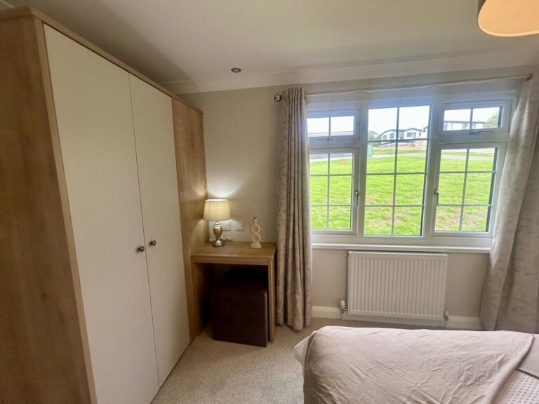 32 Tranquility Park Willerby Hazelwood New Master..