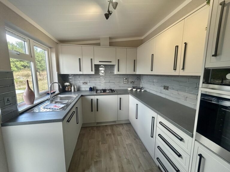 Omar Colorado Woolacombe Kitchen.