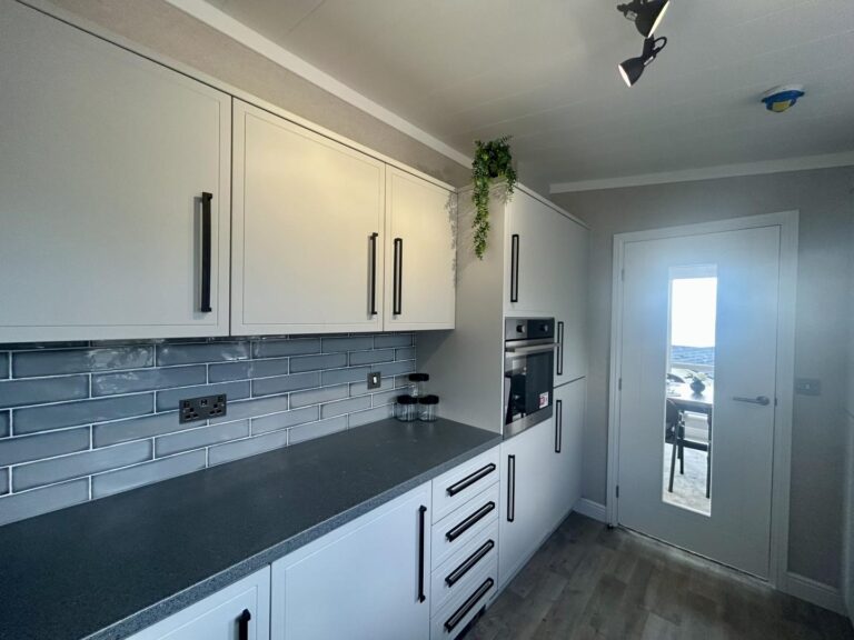 Omar Colorado Woolacombe Kitchen