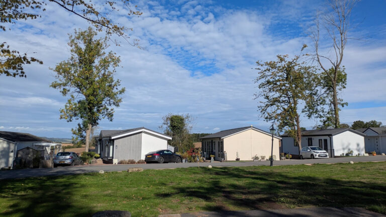 Omar Westbury on 24CL Saltmarshe Park - Exterior View