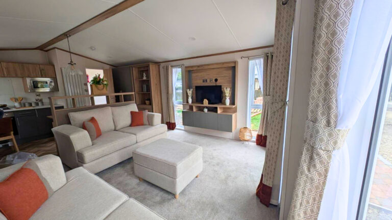 Regal Autograph on Angel of the North Park - Lounge View 2