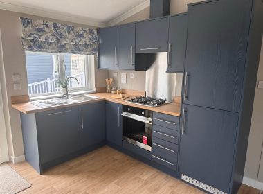 35 Omar Westbury Kitchen.