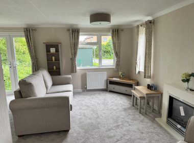 40x18 Omar Regency in Penwortham Living.