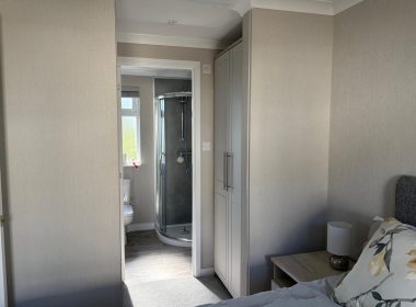 80 Blueleighs Park Hallway