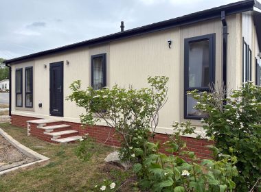 81 Blueleighs Park Omar Newmarket Exterior Main
