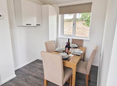 Mockba Verona on Saltmarshe Park Dining Area