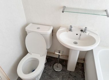 New 9 Preloved Bannister Drive Bathroom