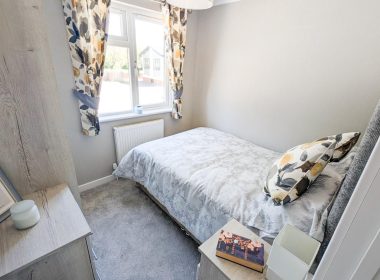 Omar Newmarket in AON Bedroom 2