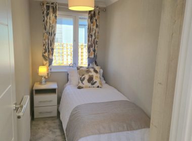 Omar Newmarket in Rainham Bedroom 2