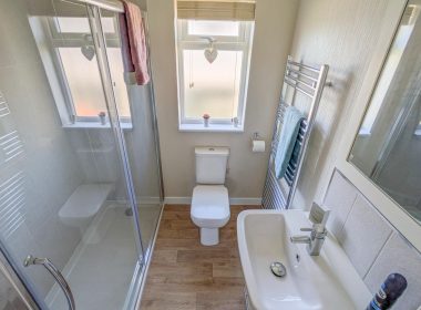 Omar Newmarket on Oakfield Park Bathroom New.