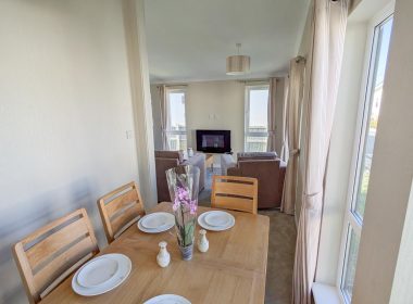 Omar Newmarket on Oakfield Park Dining New