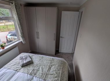 Omar Regency in Bath Bedroom.