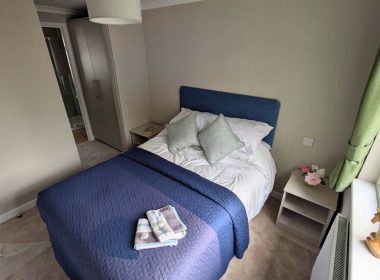 Omar Westbury on 24CL Saltmarshe Park - Main Bedroom