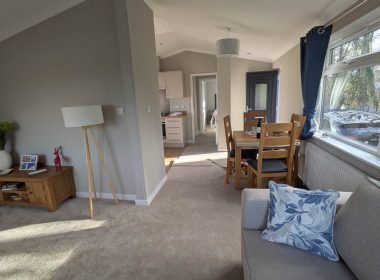 Omar Westbury on Westover Park - Lounge Diner